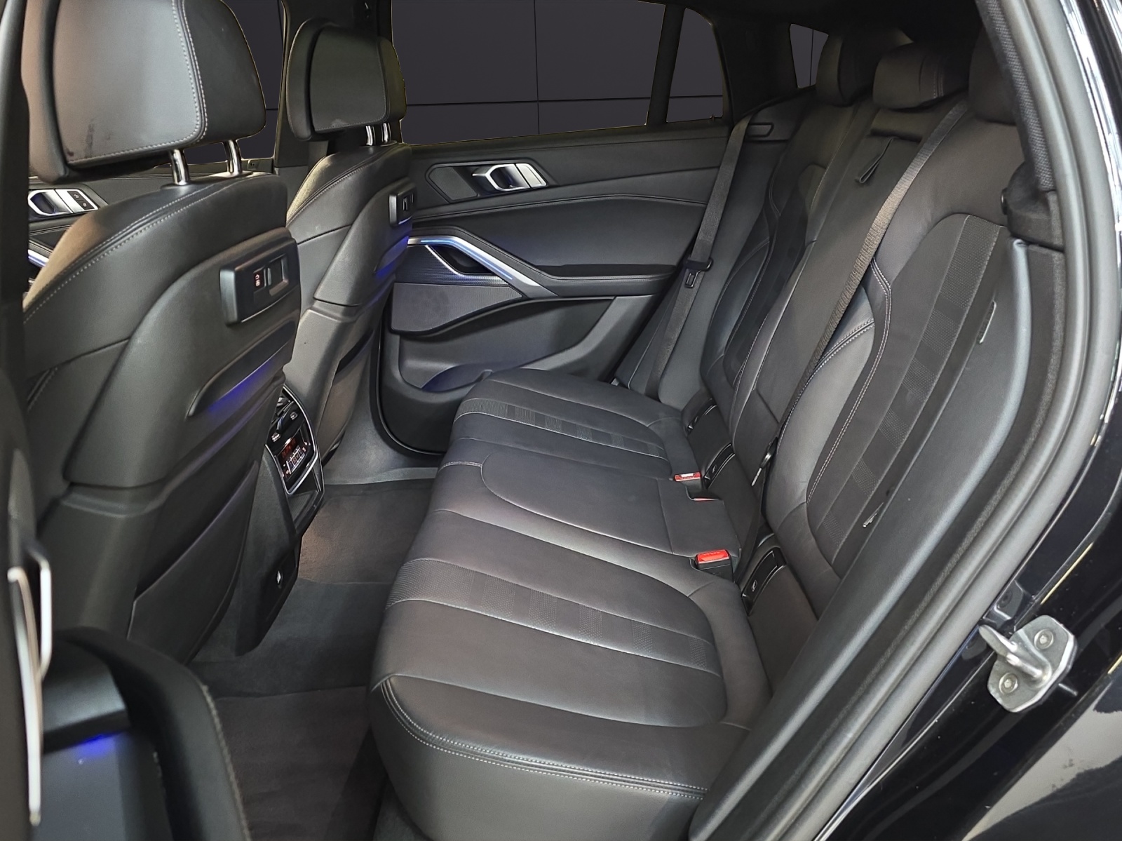 BMW X6 xDrive 48V 40d Steptronic-image-22