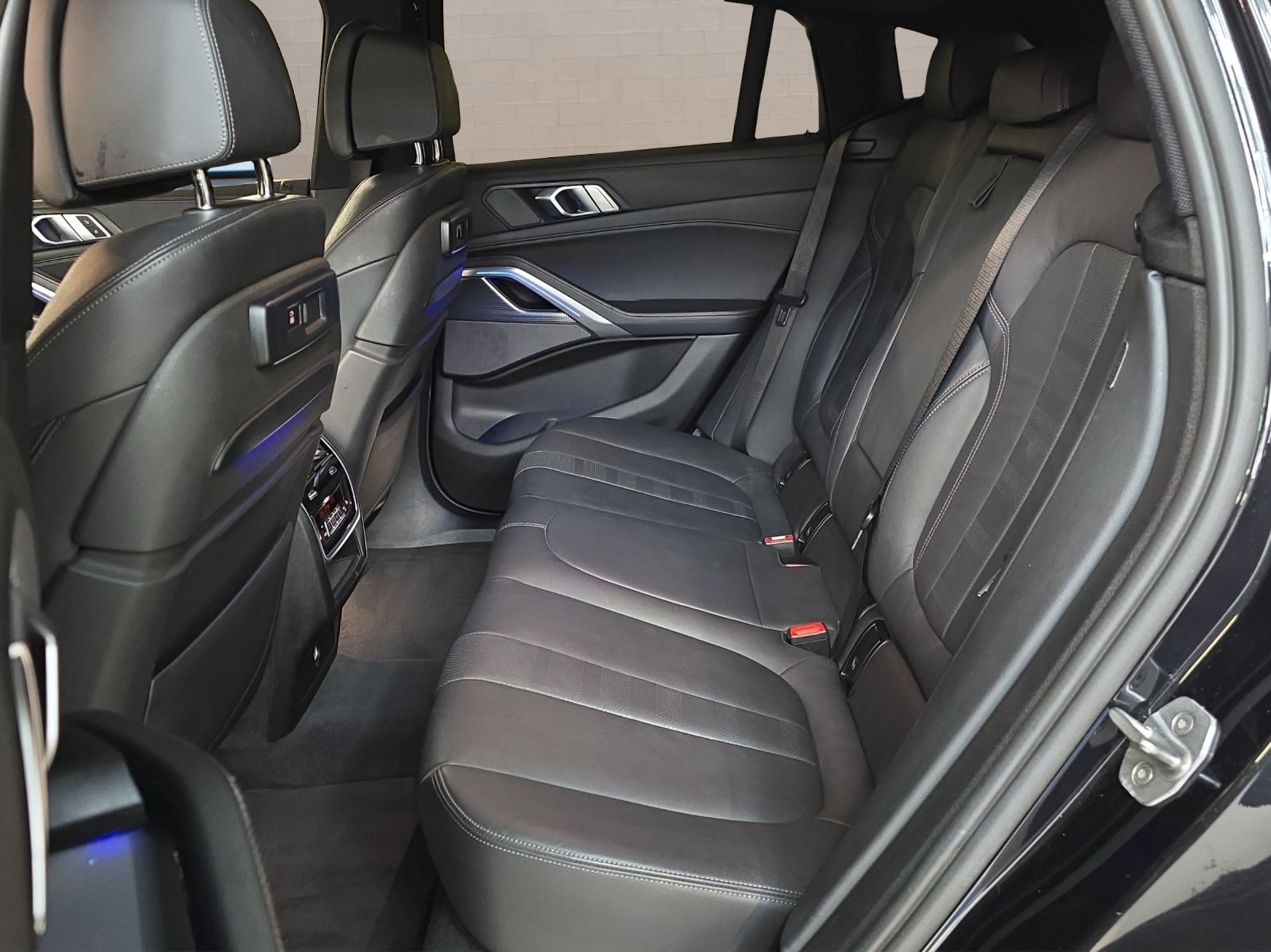 BMW X6 xDrive 48V 40d Steptronic-image-22