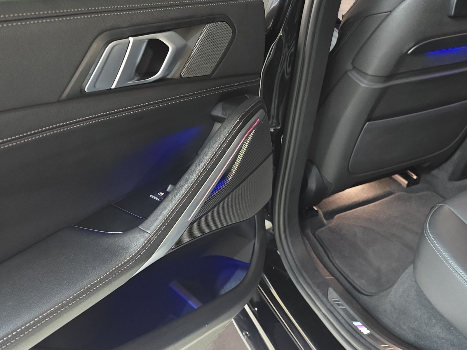 BMW X6 xDrive 48V 40d Steptronic-image-25