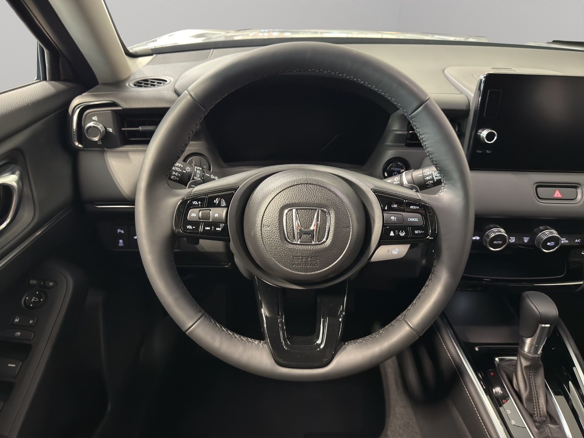 HONDA HR-V 1.5 i-MMD Advance Plus-image-5