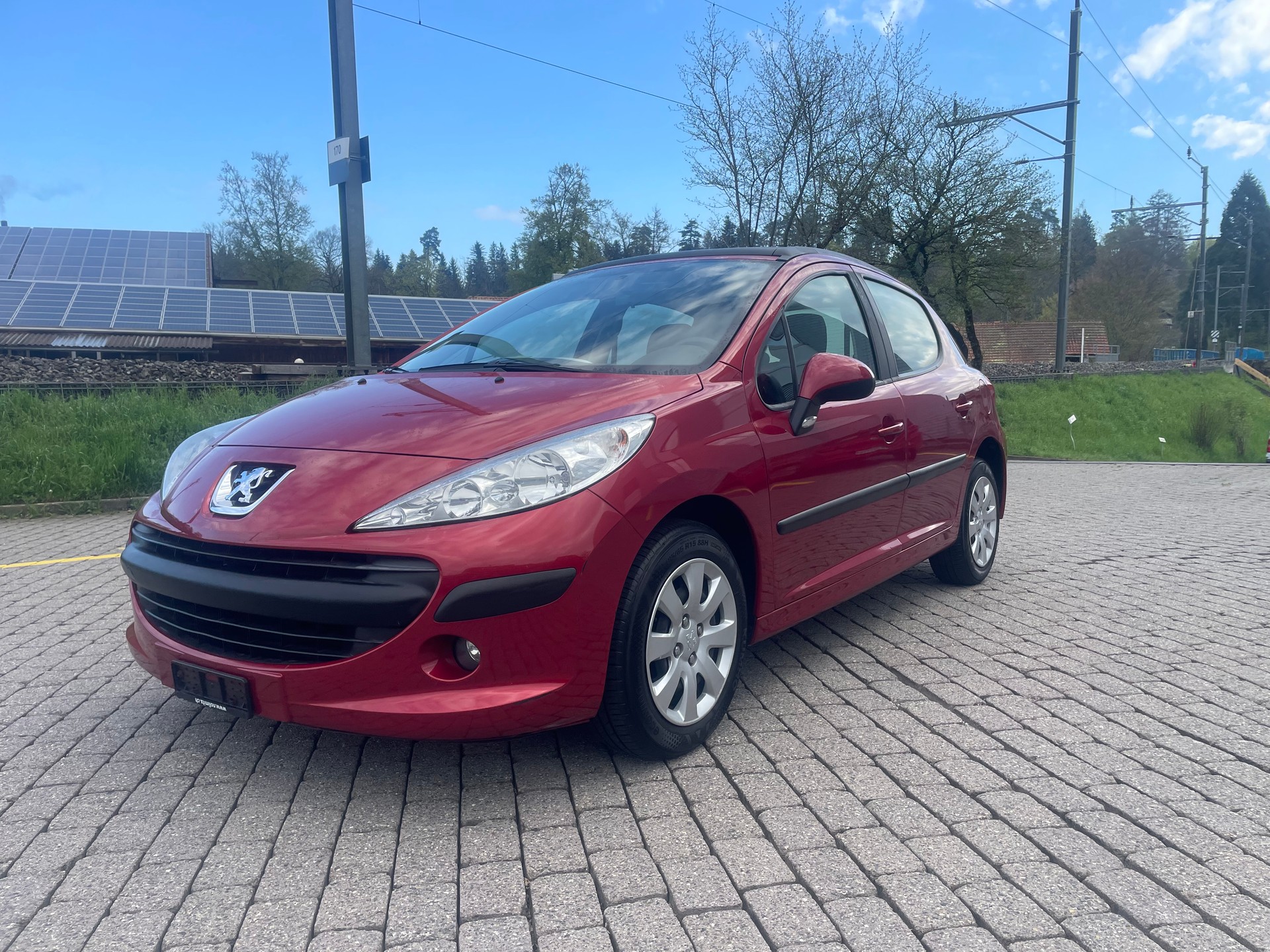 PEUGEOT 207 1.4 16V Look-image-3