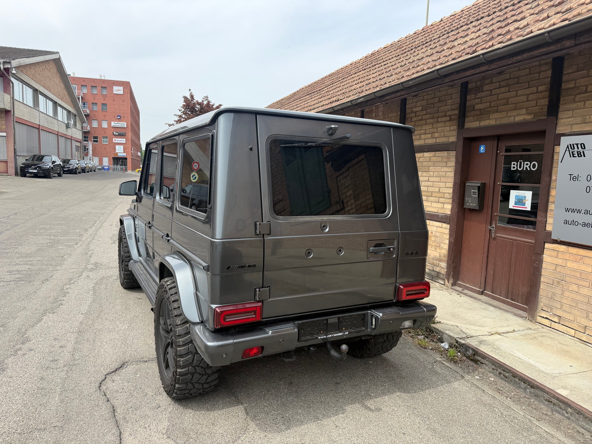 MERCEDES-BENZ G 63 AMG Automatic-image-4