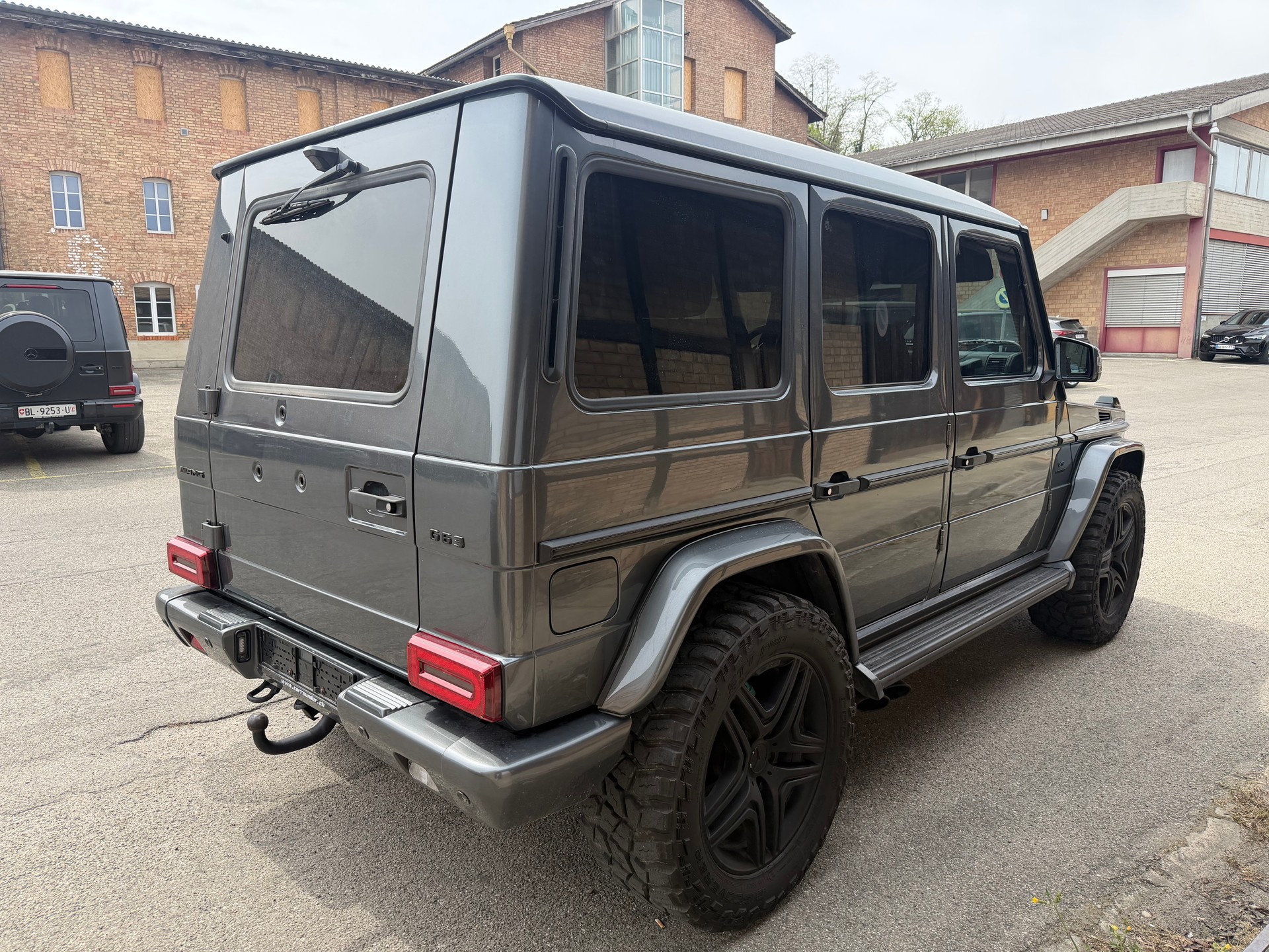 MERCEDES-BENZ G 63 AMG Automatic-image-6