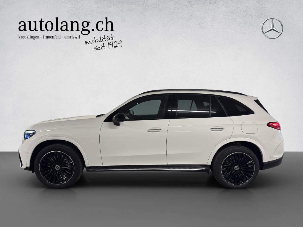 MERCEDES-BENZ GLC 300 e AMG Line 4Matic EQ Star-showroom-element-1