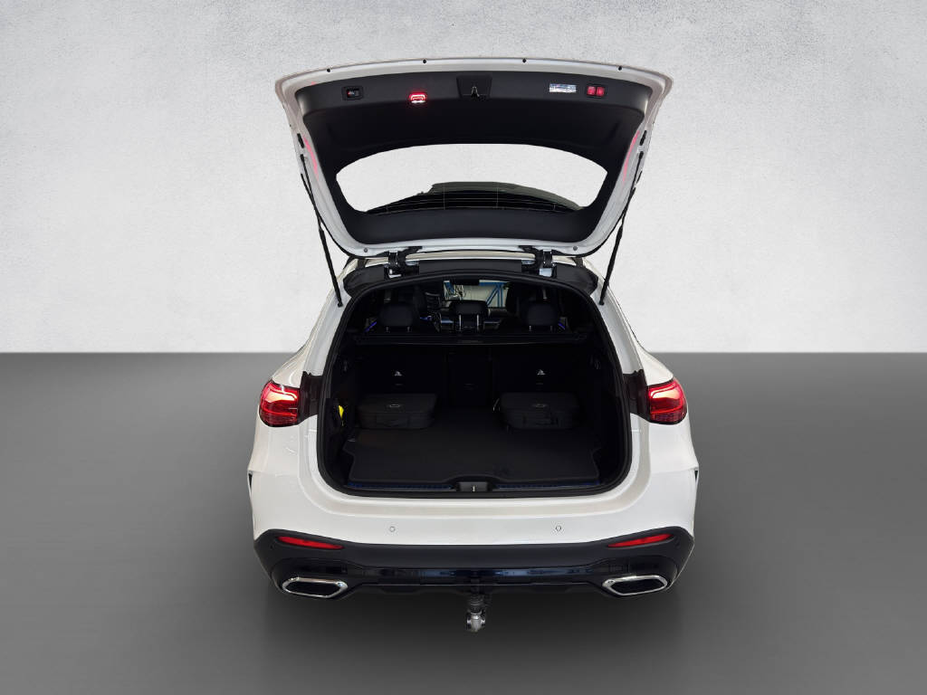 MERCEDES-BENZ GLC 300 e AMG Line 4Matic EQ Star-image-7