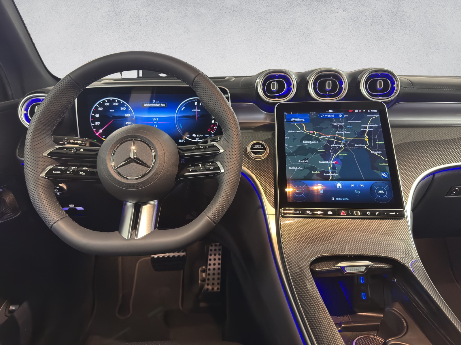 MERCEDES-BENZ GLC 300 e AMG Line 4Matic EQ Star-image-14