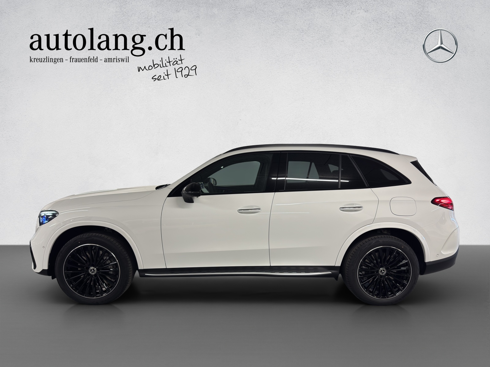 MERCEDES-BENZ GLC 300 e AMG Line 4Matic EQ Star-image-2