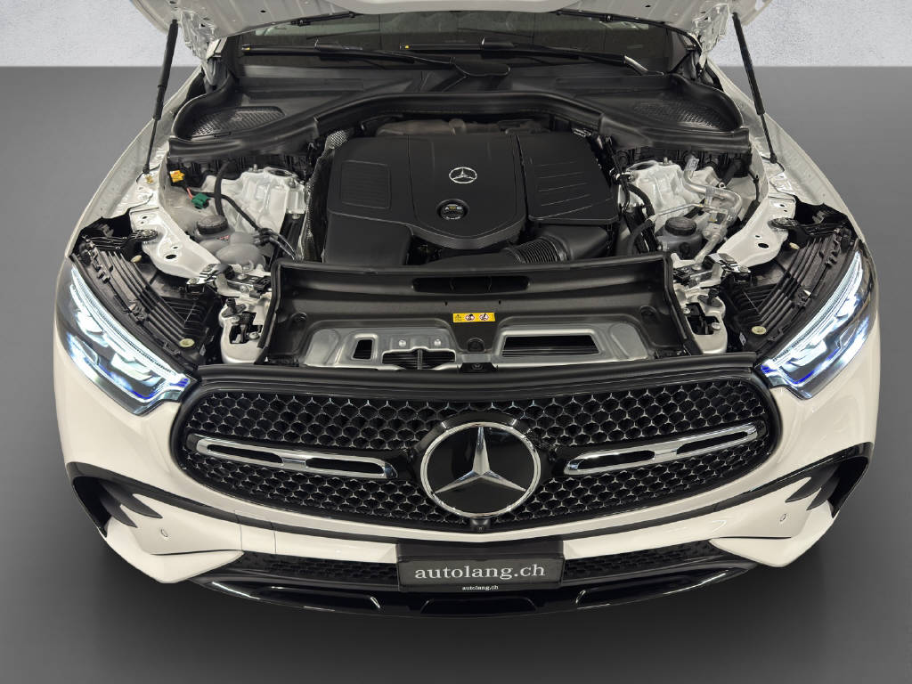 MERCEDES-BENZ GLC 300 e AMG Line 4Matic EQ Star-image-8