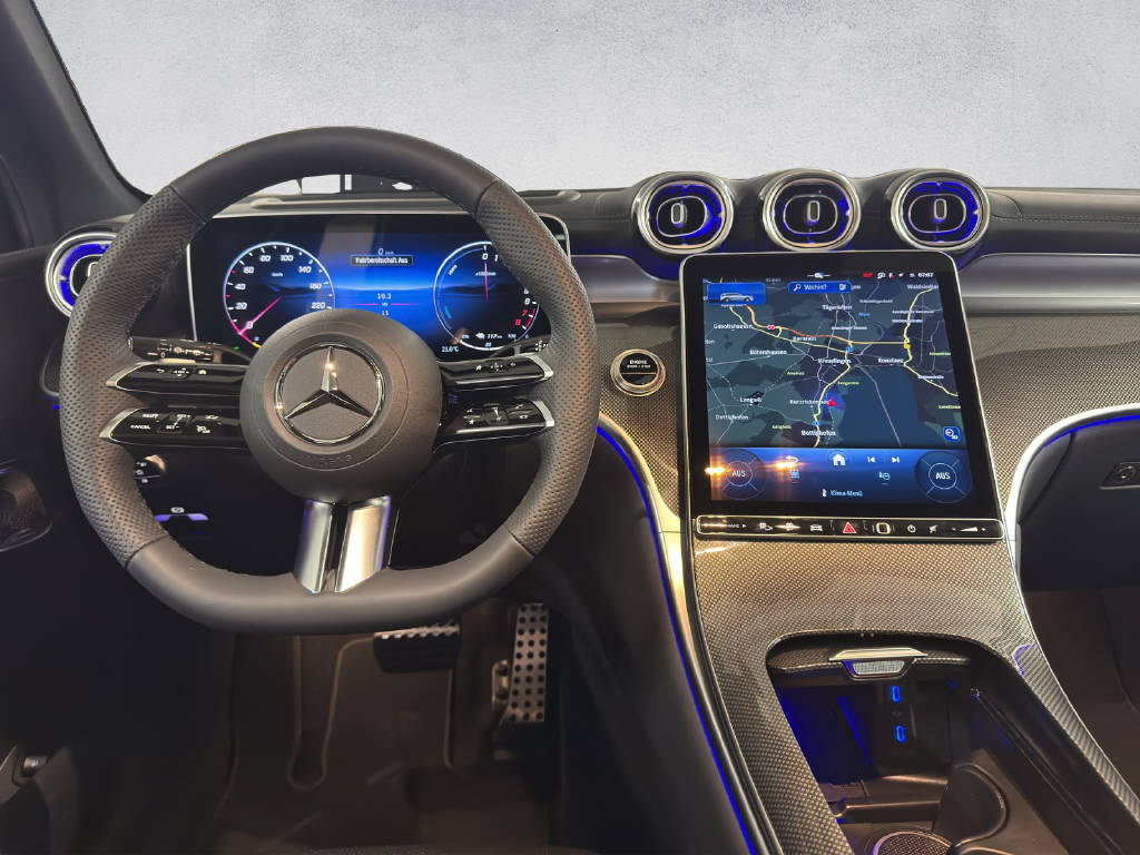 MERCEDES-BENZ GLC 300 e AMG Line 4Matic EQ Star-image-13