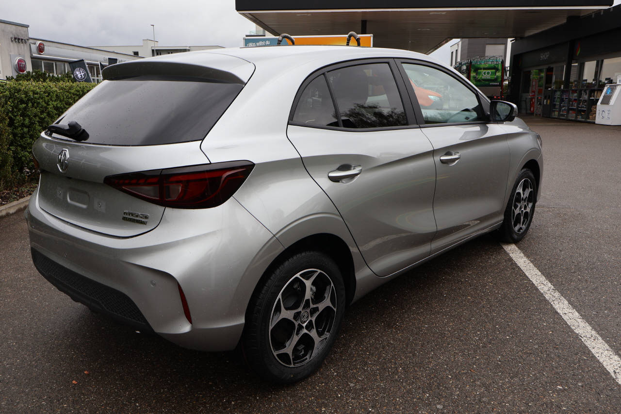 MG 3 1.5 Hybrid Luxury-image-2