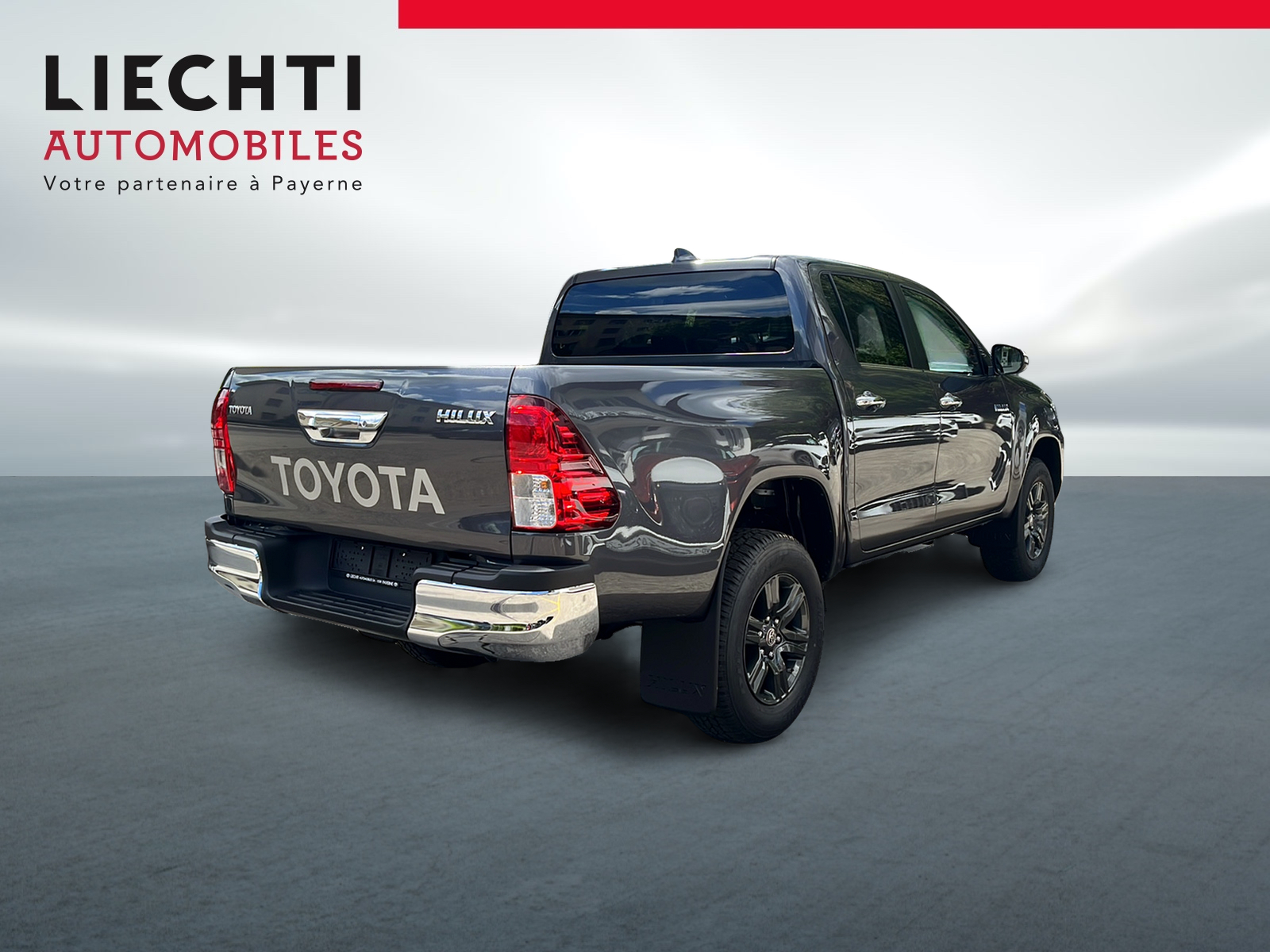 TOYOTA Hilux 2.8d MHEV Style Double Cab 4x4-showroom-element-3