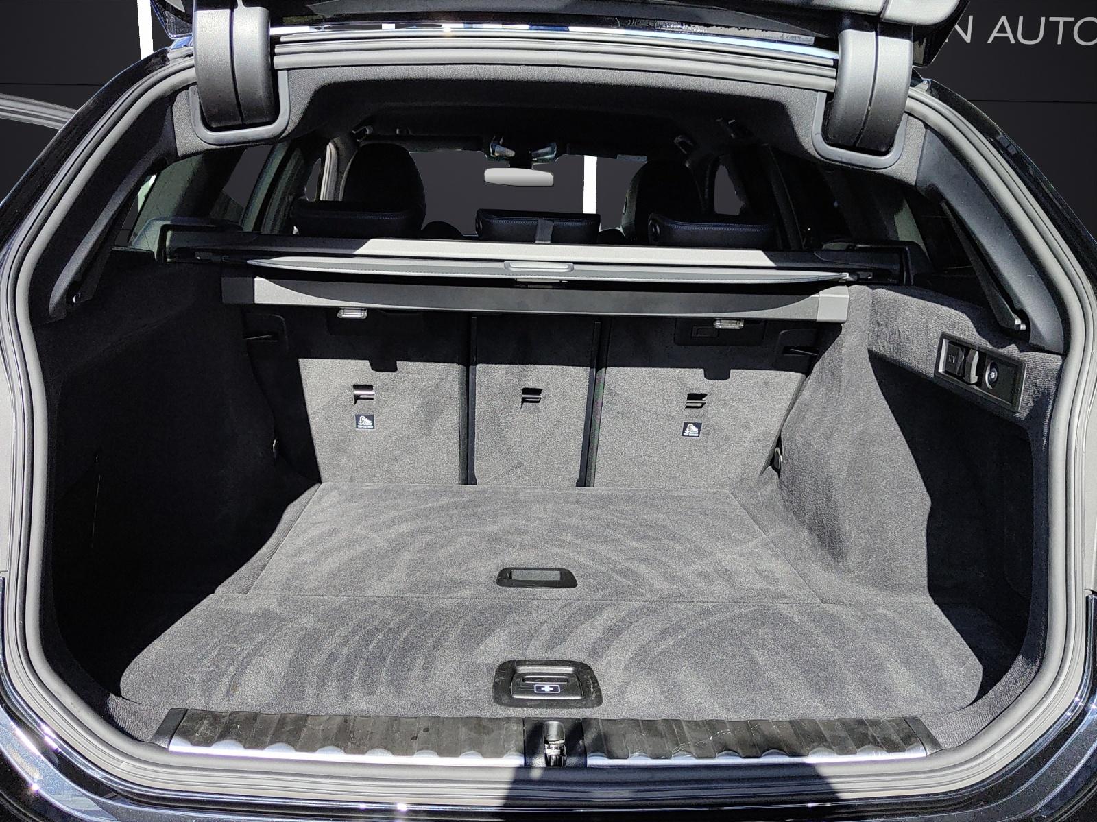 BMW 320d xDrive SAG Touring-image-16