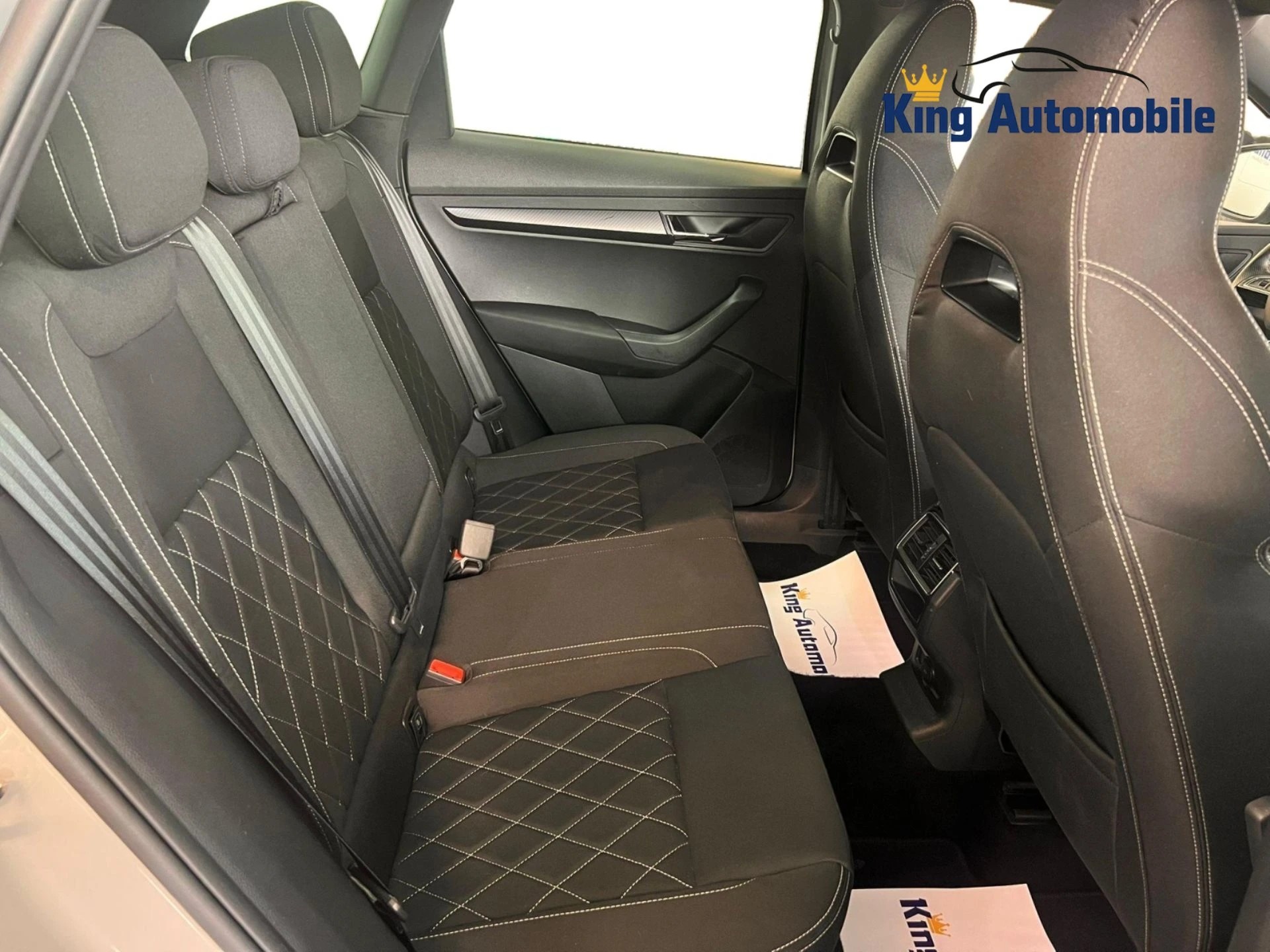 SKODA Karoq 2.0 TSI SportLine 4x4 DSG | CH-Auto | Aus 1-Hand | Frisch MFK | RF-Kamera-image-8