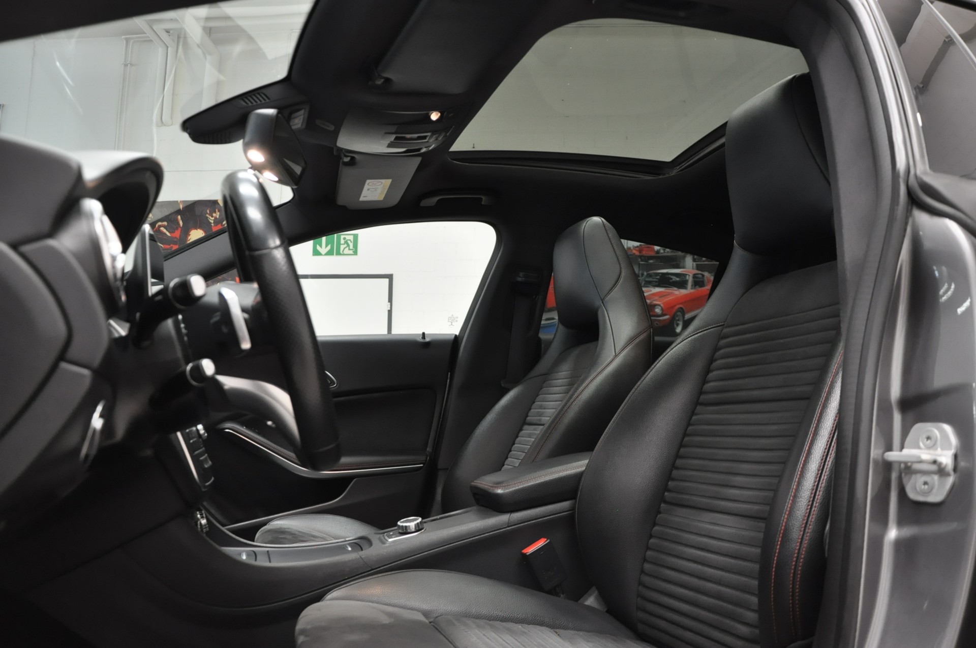 MERCEDES-BENZ CLA Shooting Brake 200 CDI AMG Line 4Matic 7G-DCT-image-10