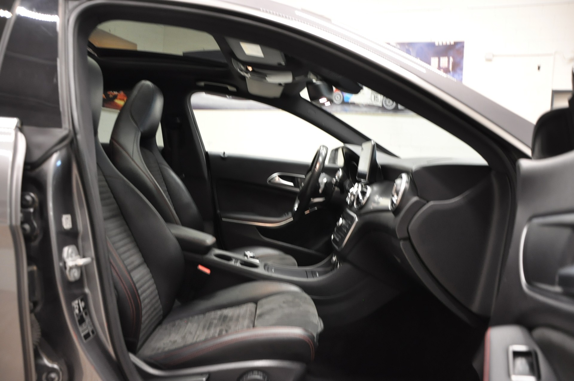 MERCEDES-BENZ CLA Shooting Brake 200 CDI AMG Line 4Matic 7G-DCT-image-15