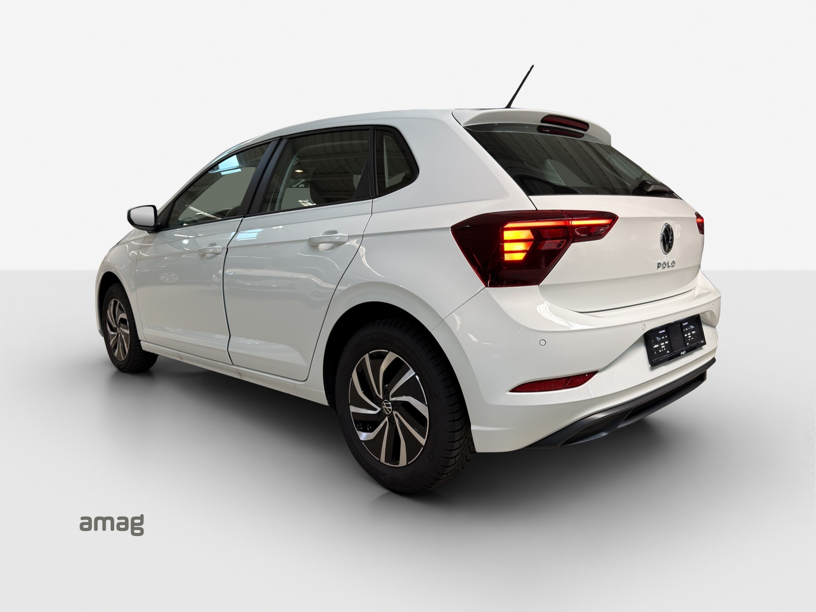 VW Polo 1.0 TSI Basis-image-2