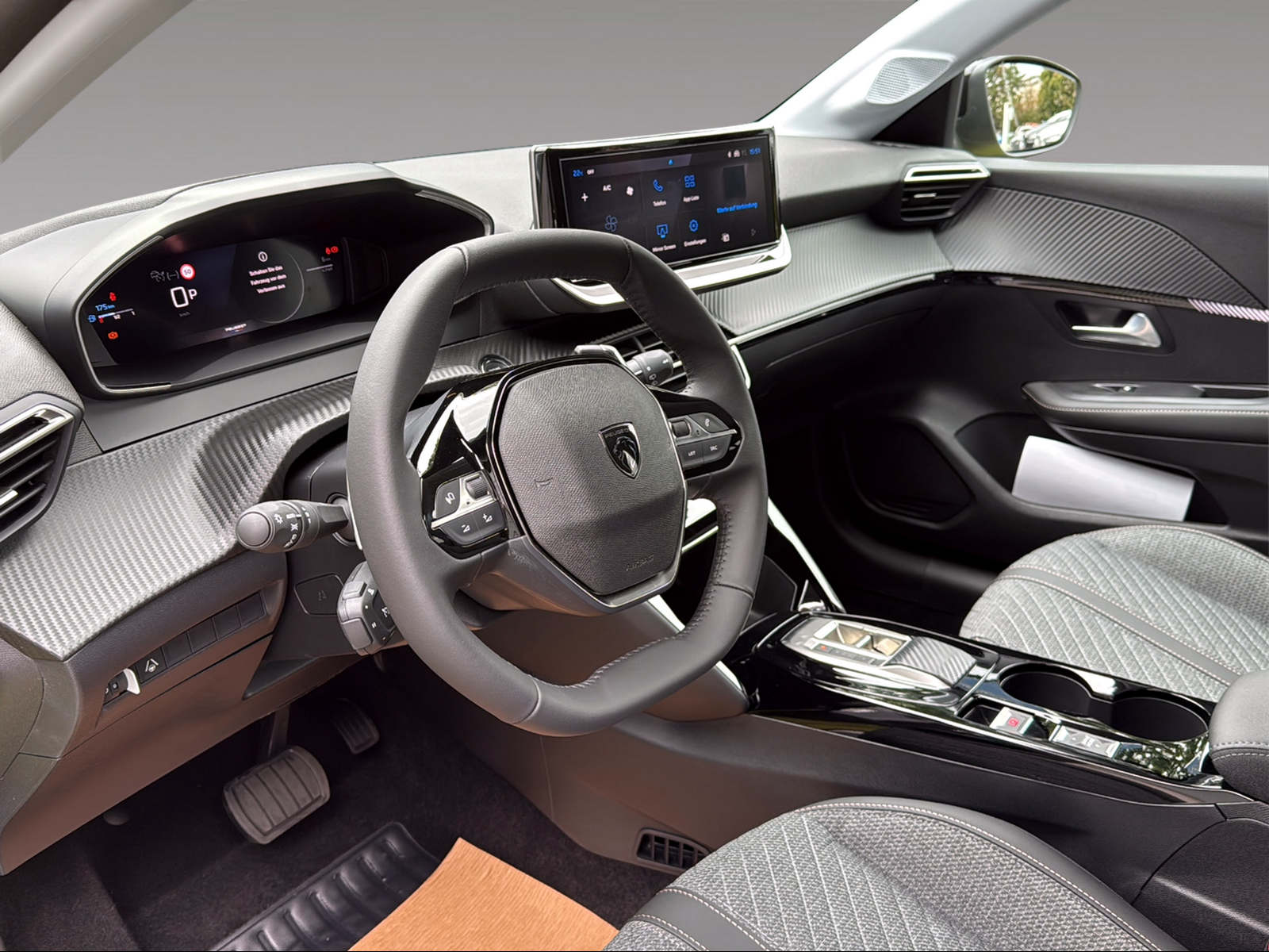 PEUGEOT 208 1.2 Hybrid Allure Premium-image-6