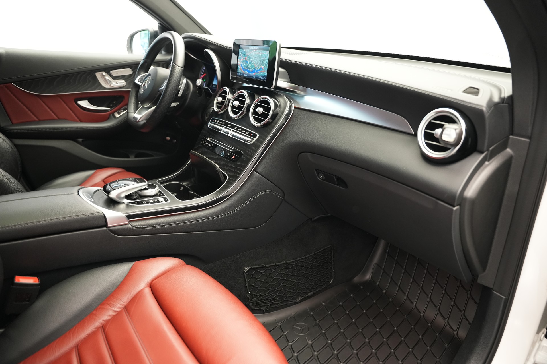 MERCEDES-BENZ GLC Coupé 43 AMG 4Matic 9G-Tronic *CH-Fahrzeug*-image-11