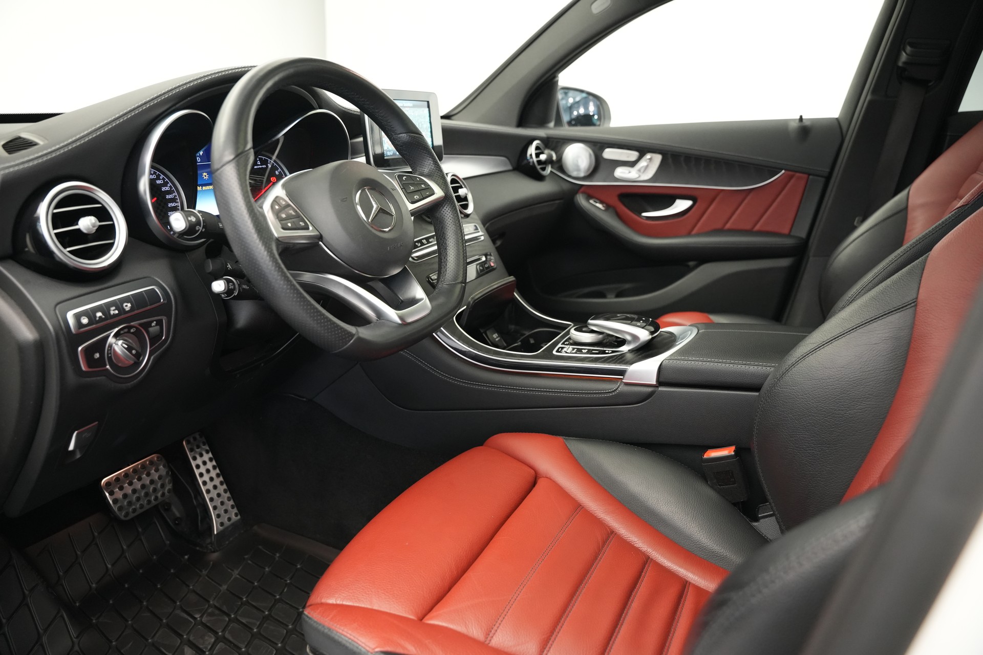 MERCEDES-BENZ GLC Coupé 43 AMG 4Matic 9G-Tronic *CH-Fahrzeug*-image-10