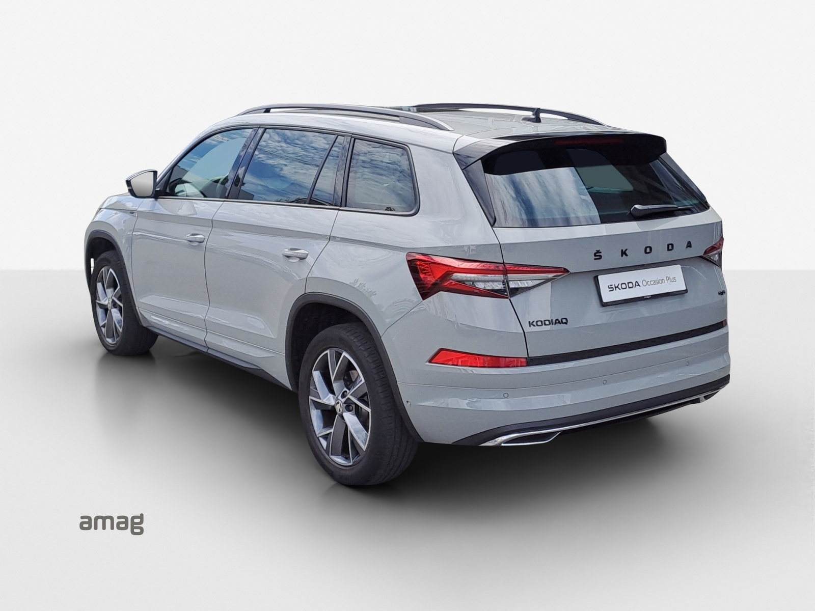 SKODA Kodiaq 2.0 TSI 4x4 SportLine-image-2