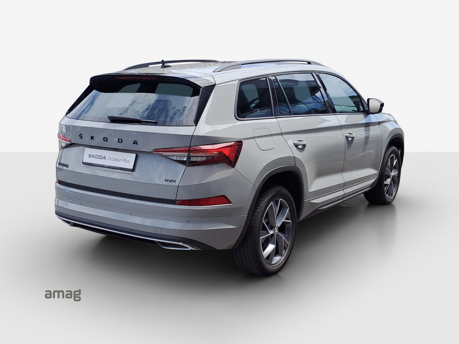 SKODA Kodiaq 2.0 TSI 4x4 SportLine-image-4