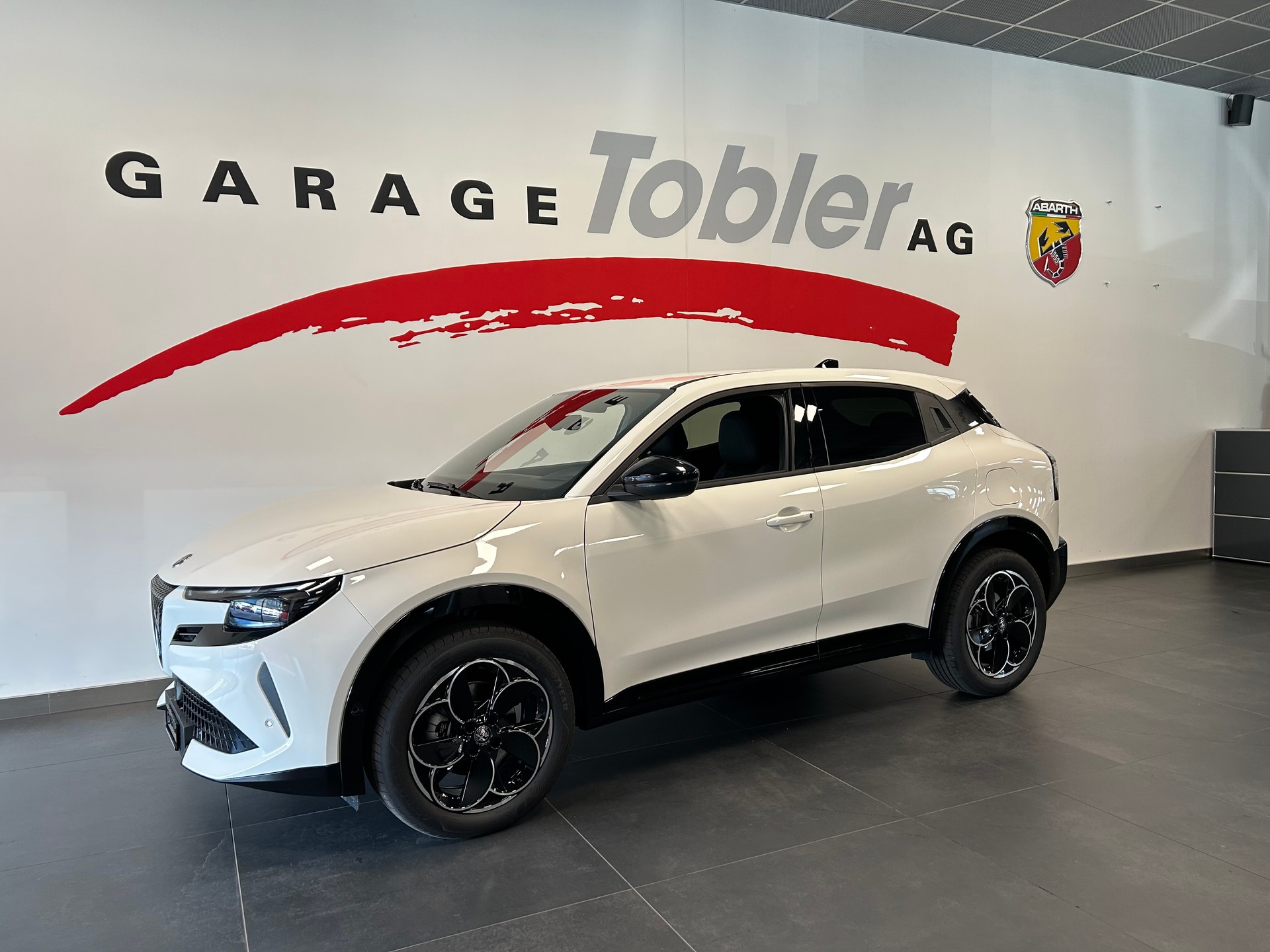 ALFA ROMEO Junior 1.2 48V Hybrid Q4-image-6