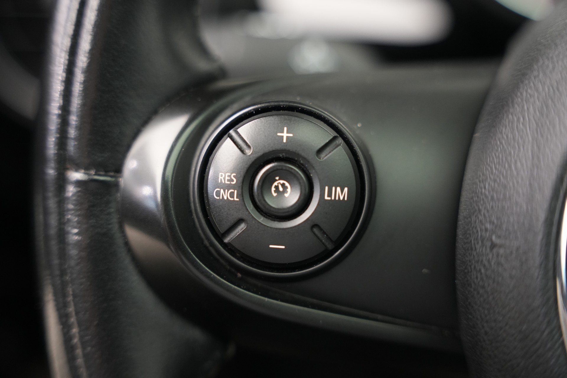 MINI Cooper S Steptronic *CH-Fahrzeug ab MFK*-image-20