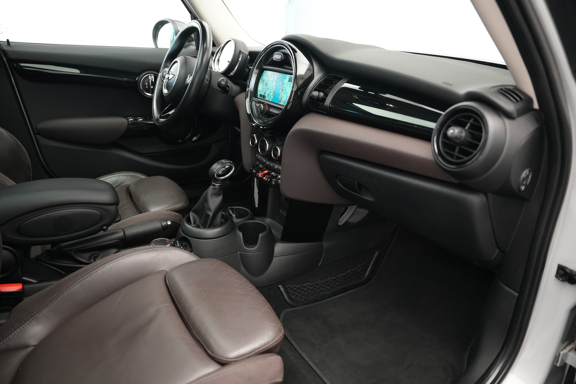 MINI Cooper S Steptronic *CH-Fahrzeug ab MFK*-image-11