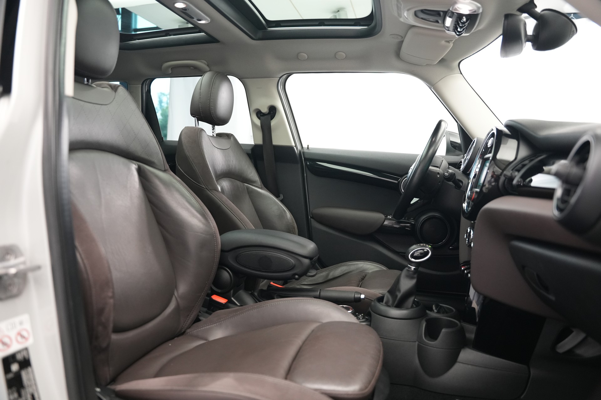 MINI Cooper S Steptronic *CH-Fahrzeug ab MFK*-image-13