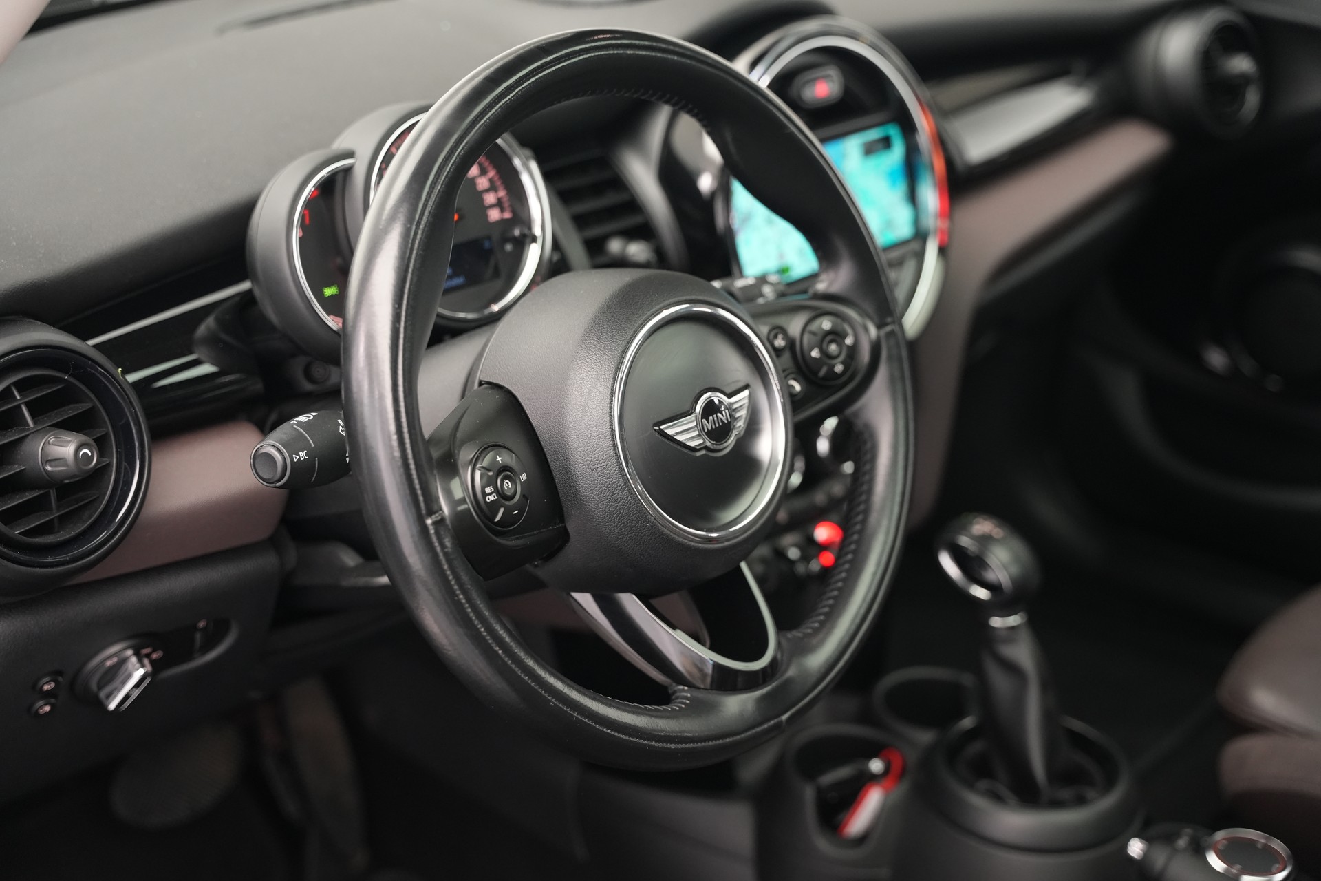 MINI Cooper S Steptronic *CH-Fahrzeug ab MFK*-image-18