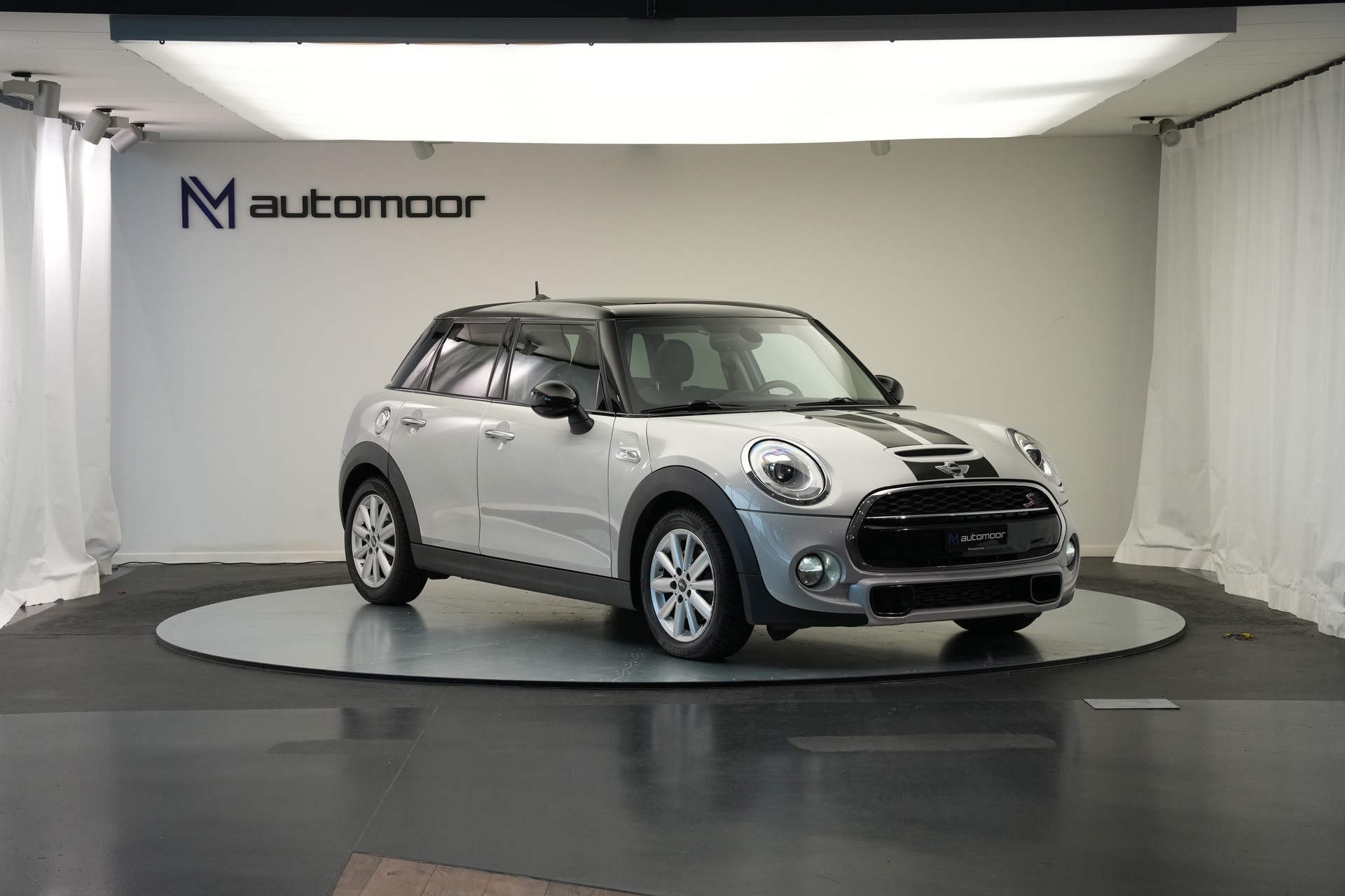 MINI Cooper S Steptronic *CH-Fahrzeug ab MFK*-image-2