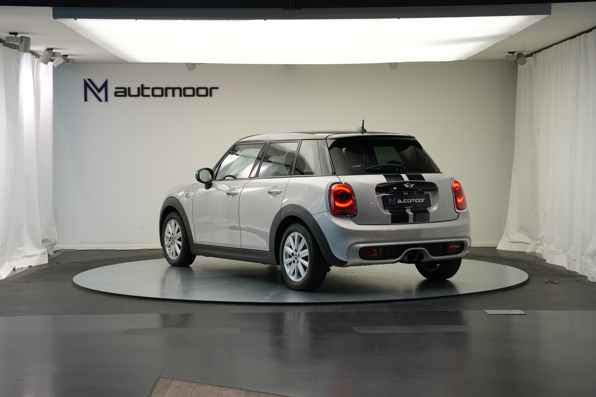 MINI Cooper S Steptronic *CH-Fahrzeug ab MFK*-image-6