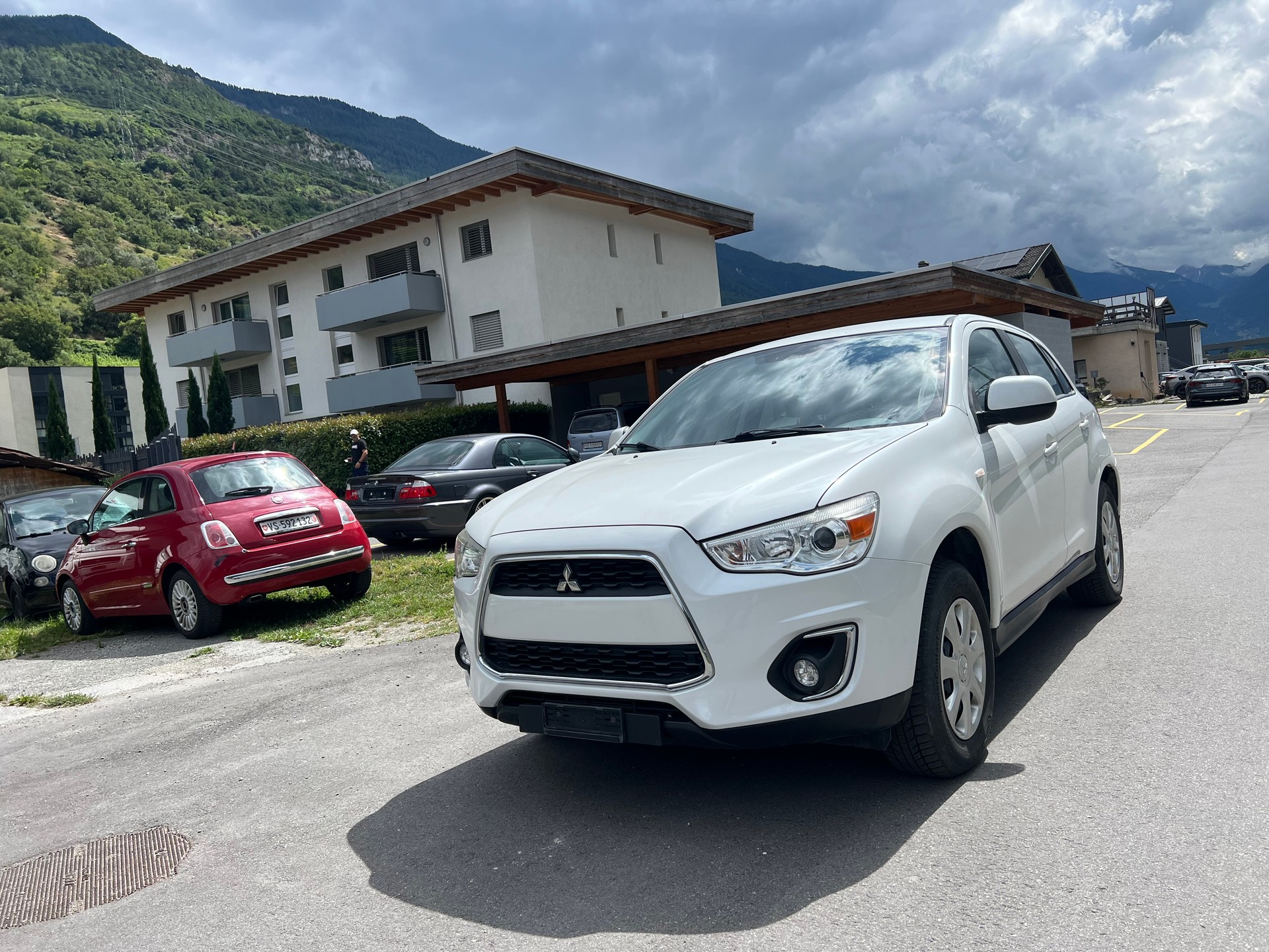 MITSUBISHI ASX 2.2 DID Celebration 300K 4WD Automatic-image-2