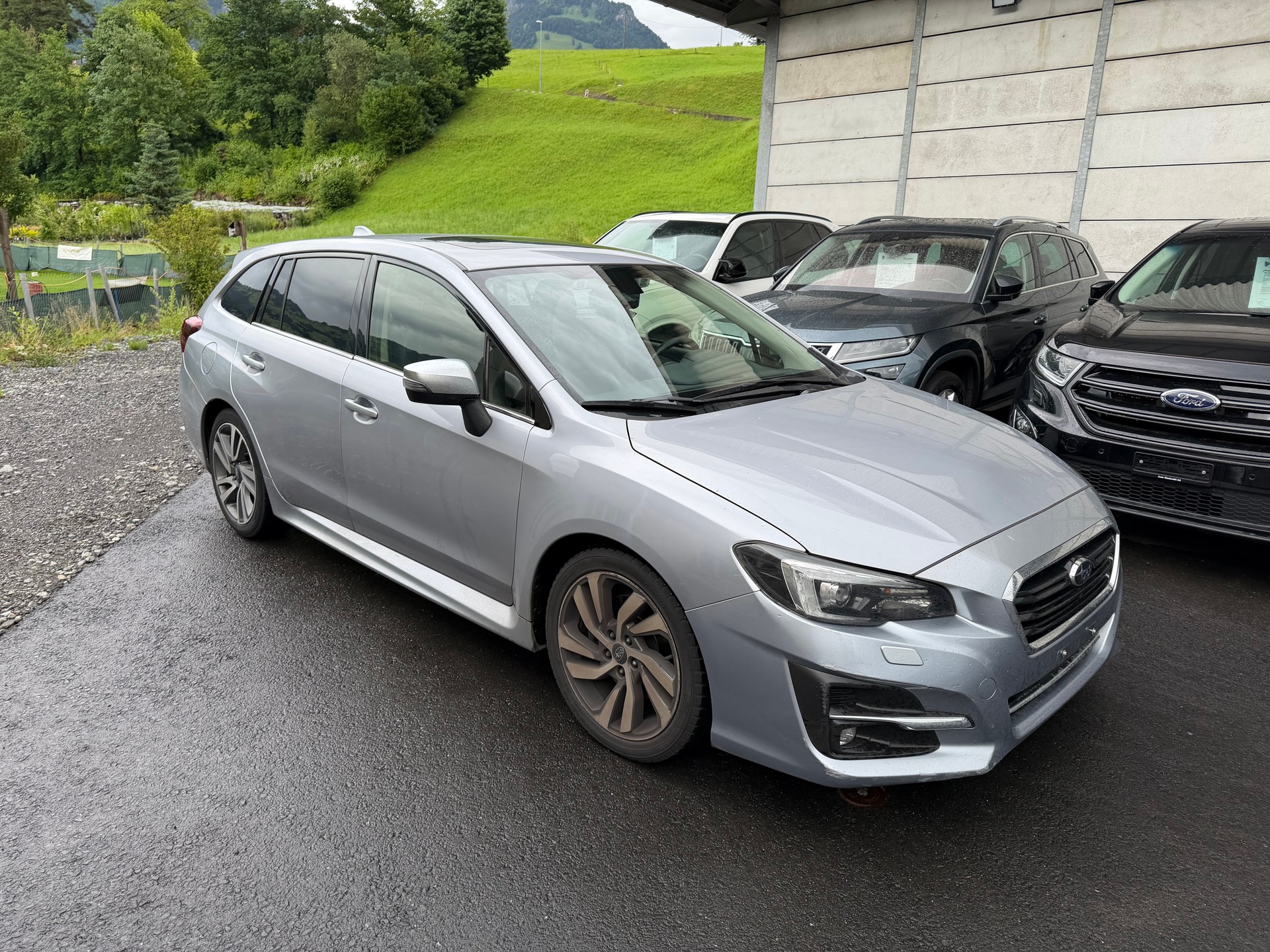 SUBARU Levorg 2.0i Luxury AWD Lineartronic-image-0