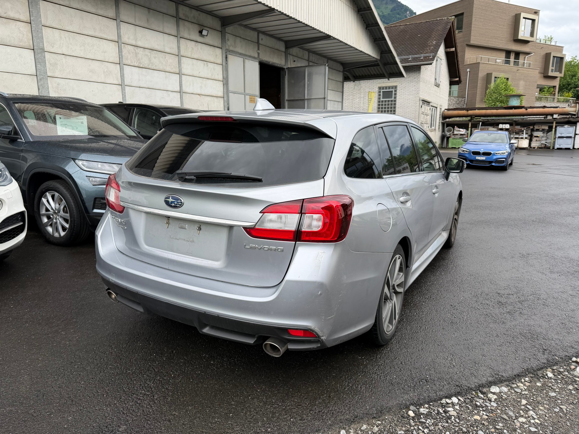SUBARU Levorg 2.0i Luxury AWD Lineartronic-image-2