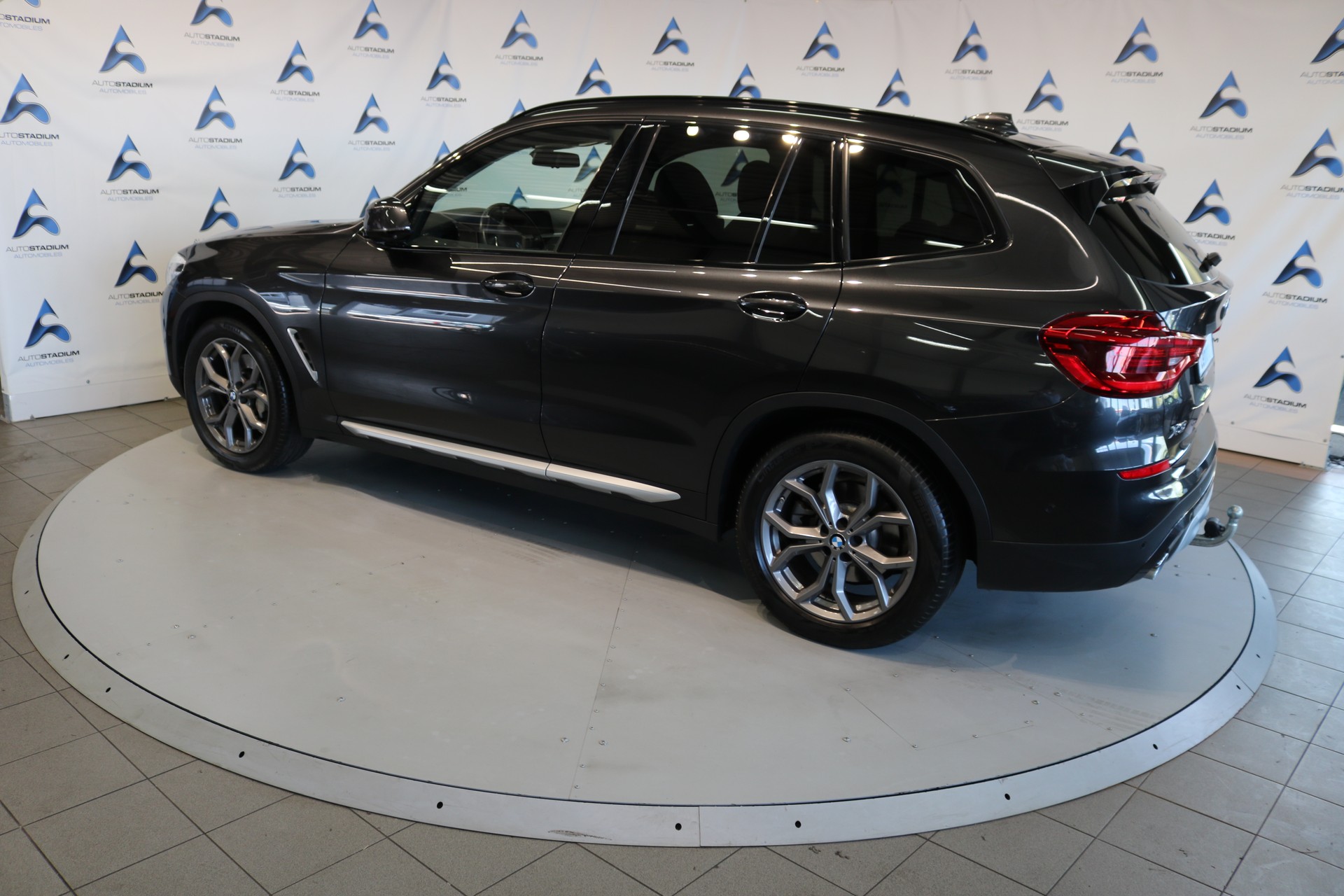BMW X3 xDrive 30i xLine Steptronic-image-17
