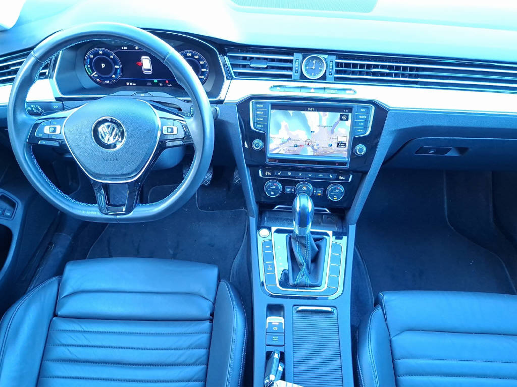 VW Passat Variant 1.4 TSI Plug-In-Hybrid GTE DSG-image-4