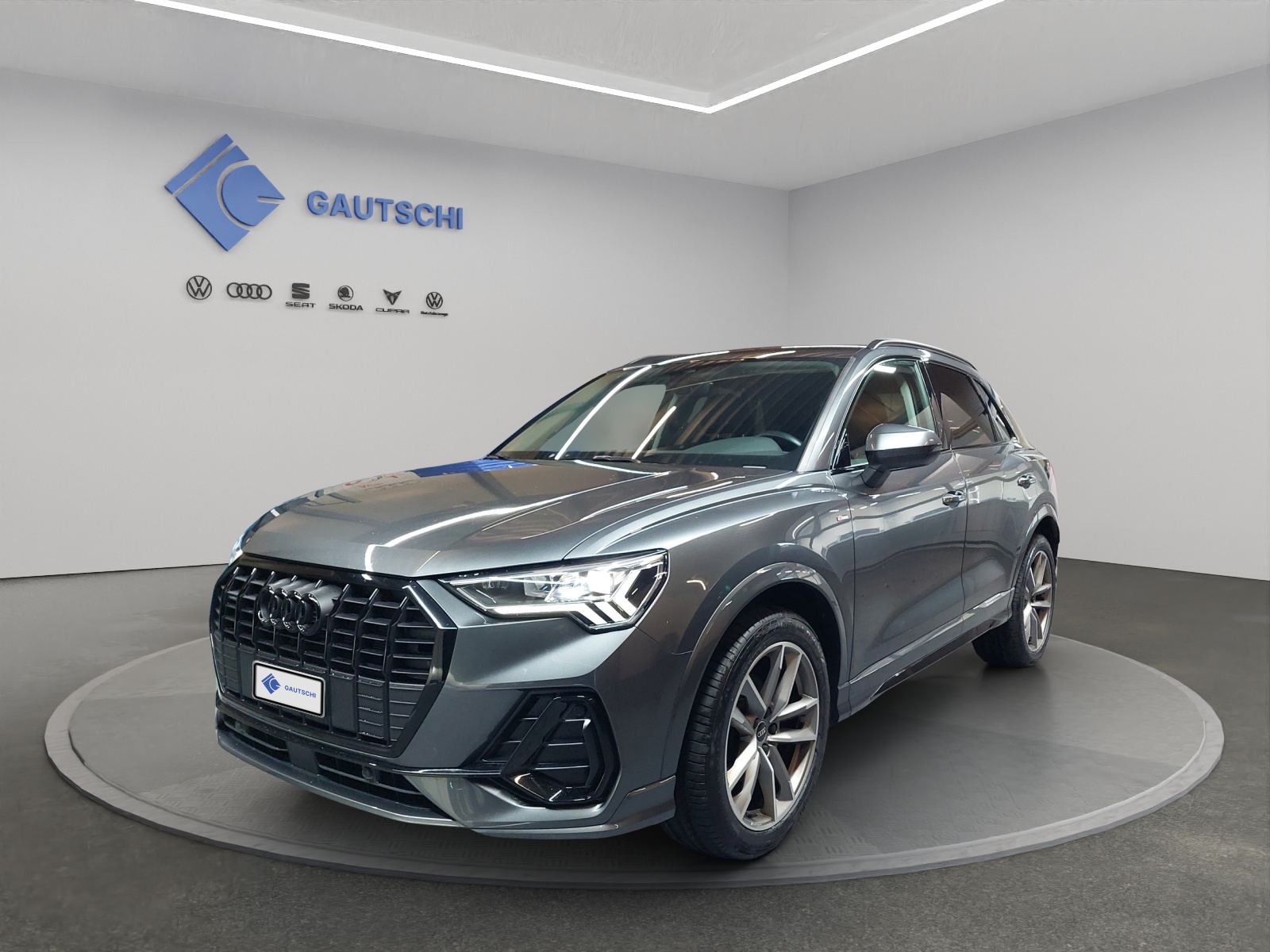 AUDI Q3 35 TDI S line quattro S-tronic-image-0