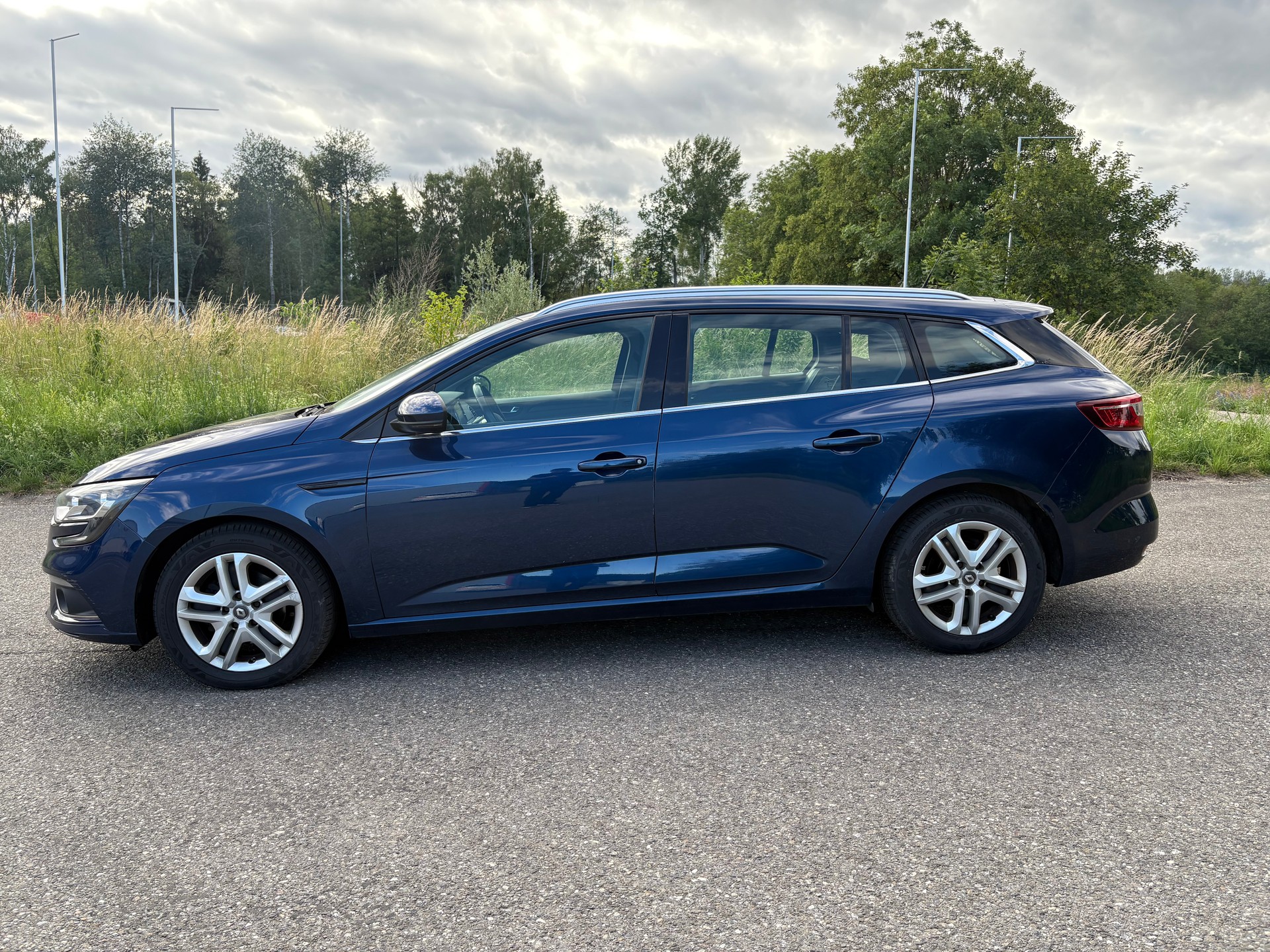 RENAULT Mégane Grandtour 1.5 dCi Life-image-3