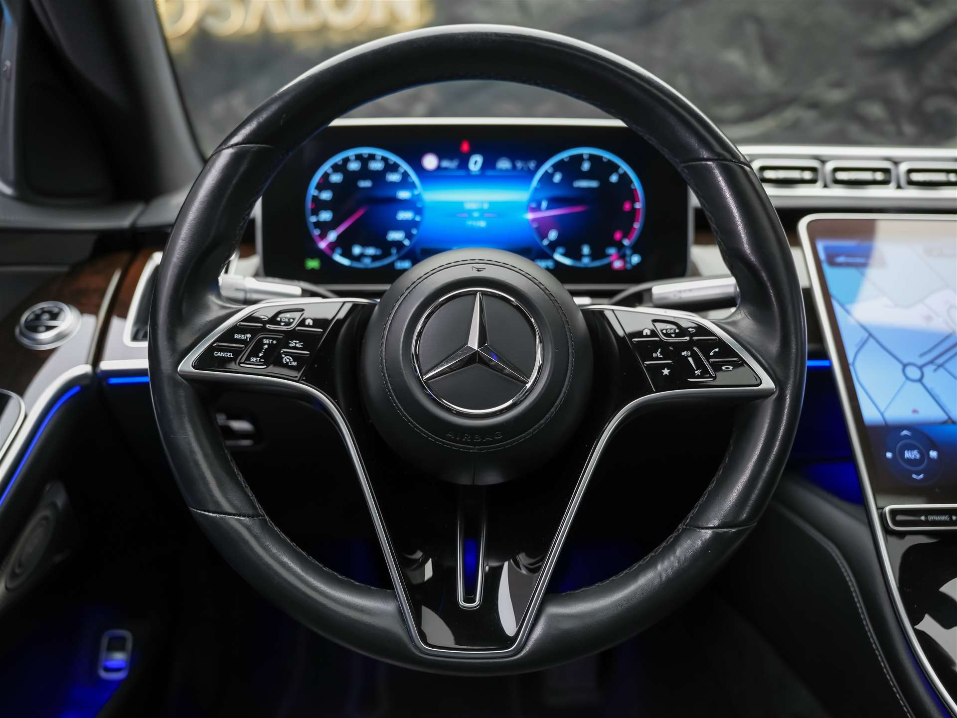 MERCEDES-BENZ S 400 d L 4Matic 9G-Tronic *Maybach* First Class Fond*Panorama*-image-31