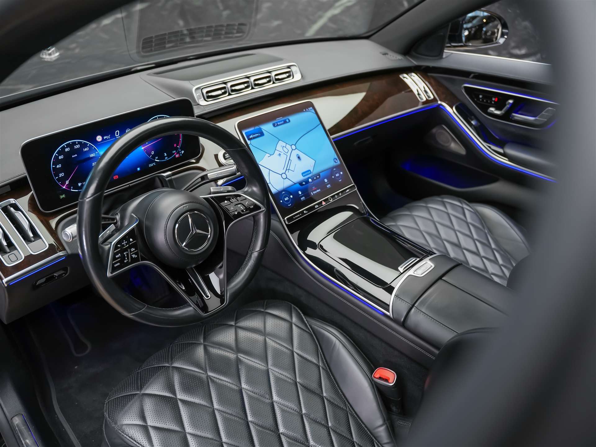 MERCEDES-BENZ S 400 d L 4Matic 9G-Tronic *Maybach* First Class Fond*Panorama*-image-7