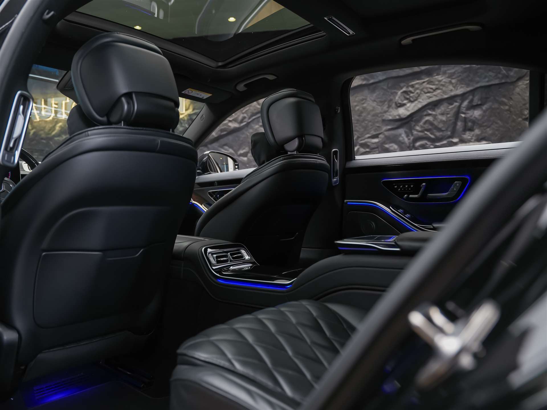 MERCEDES-BENZ S 400 d L 4Matic 9G-Tronic *Maybach* First Class Fond*Panorama*-image-11