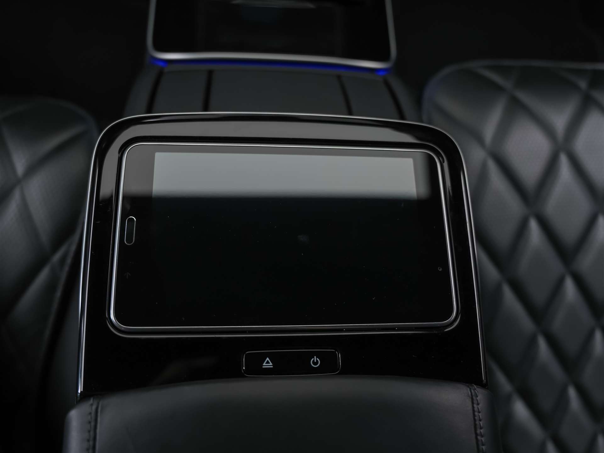 MERCEDES-BENZ S 400 d L 4Matic 9G-Tronic *Maybach* First Class Fond*Panorama*-image-16