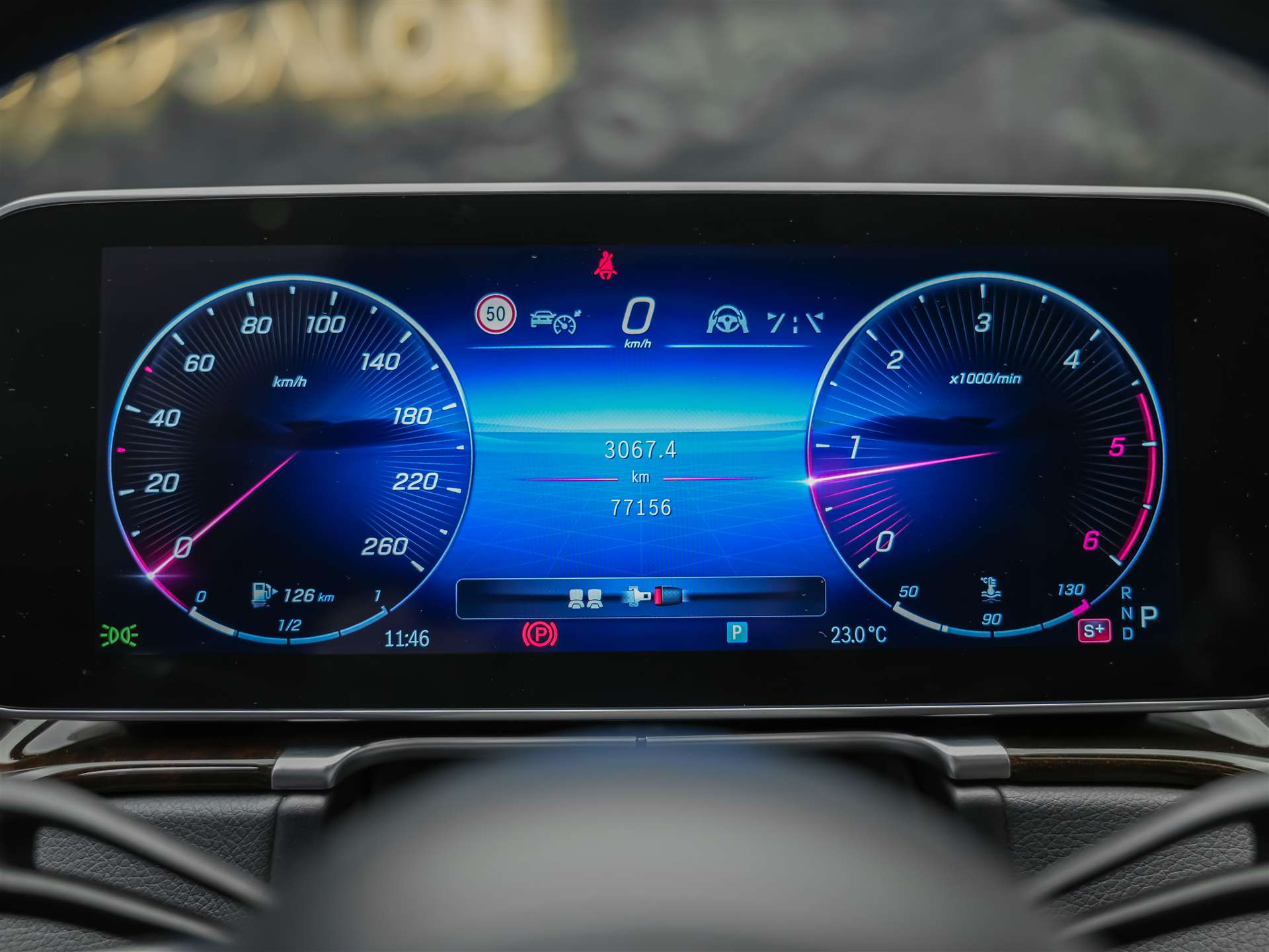 MERCEDES-BENZ S 400 d L 4Matic 9G-Tronic *Maybach* First Class Fond*Panorama*-image-34