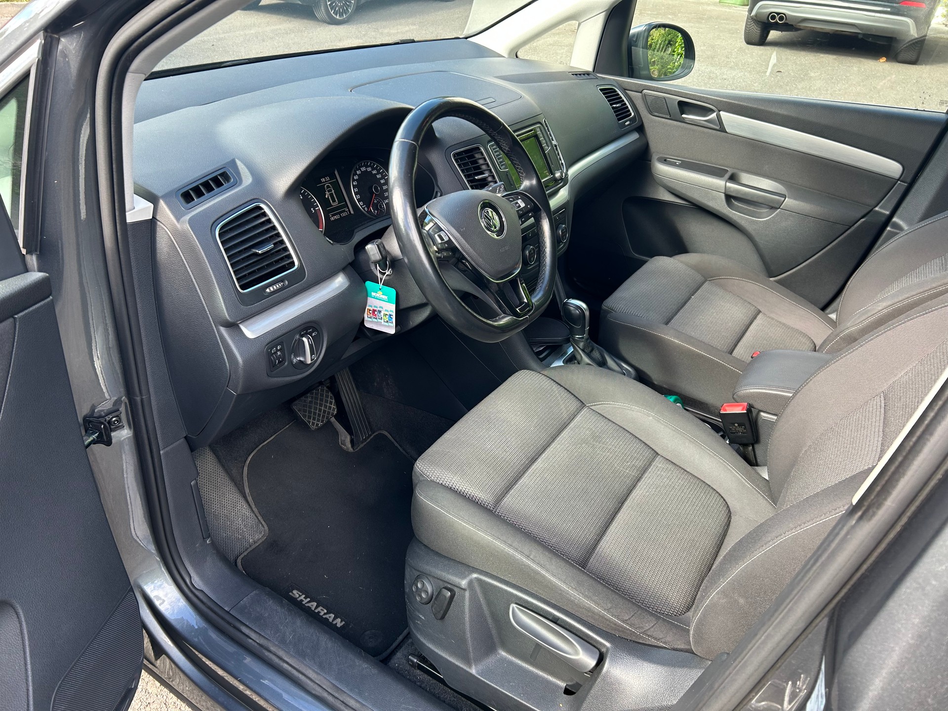 VW 2.0 TDI SCR Comfortline DSG-image-4