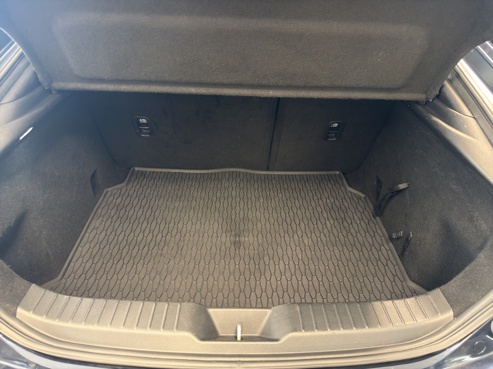 Image MAZDA 3 3 Hatchback SKYACTIV-X M Hybrid 180 Revolution AWD Automat
