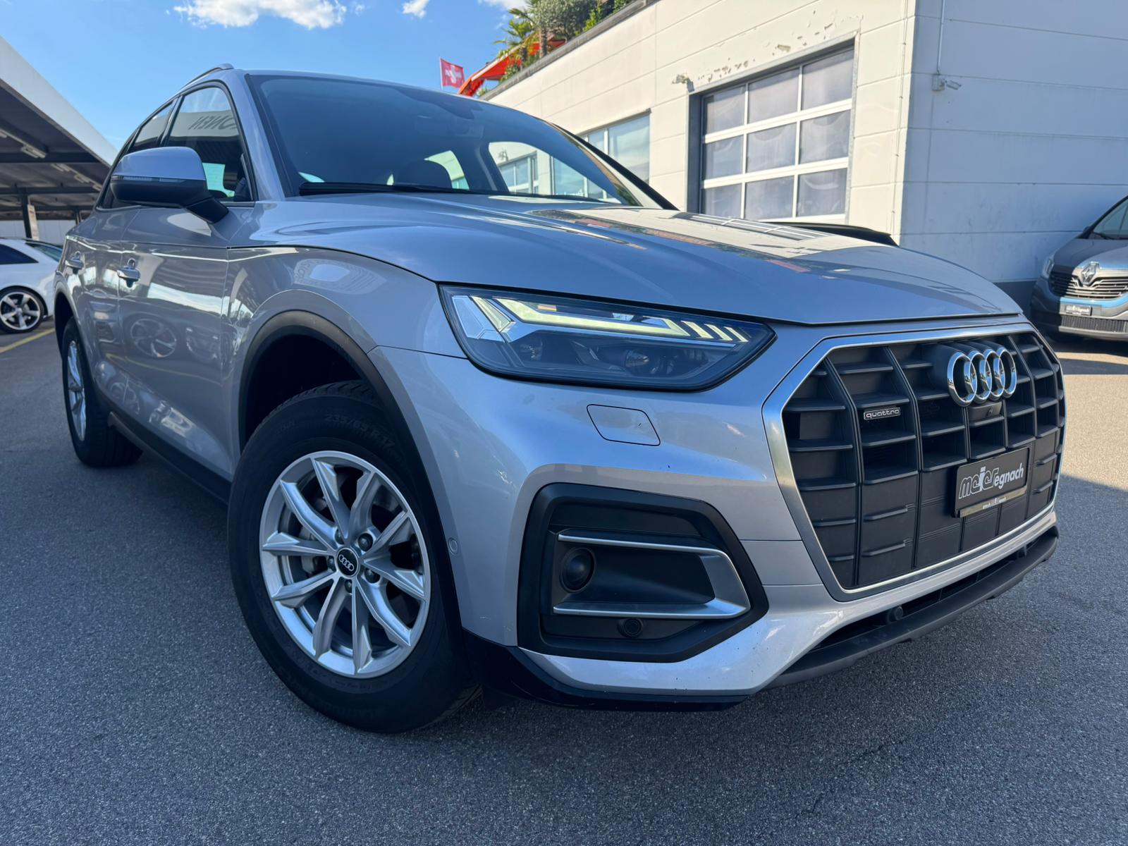 AUDI Q5 40 TDI quattro S-tronic-image-2