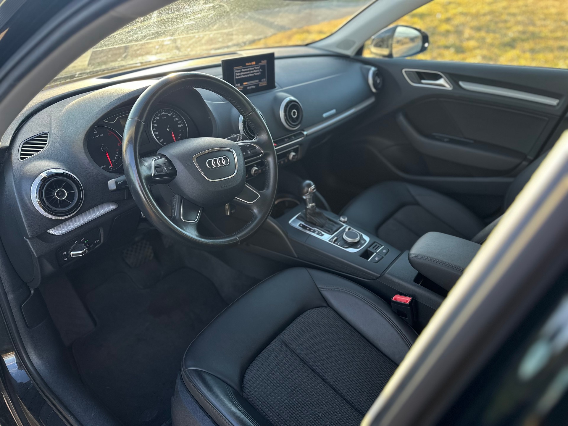 AUDI 2.0 TDI 184 Ambiente qu. S-Tr.-image-4
