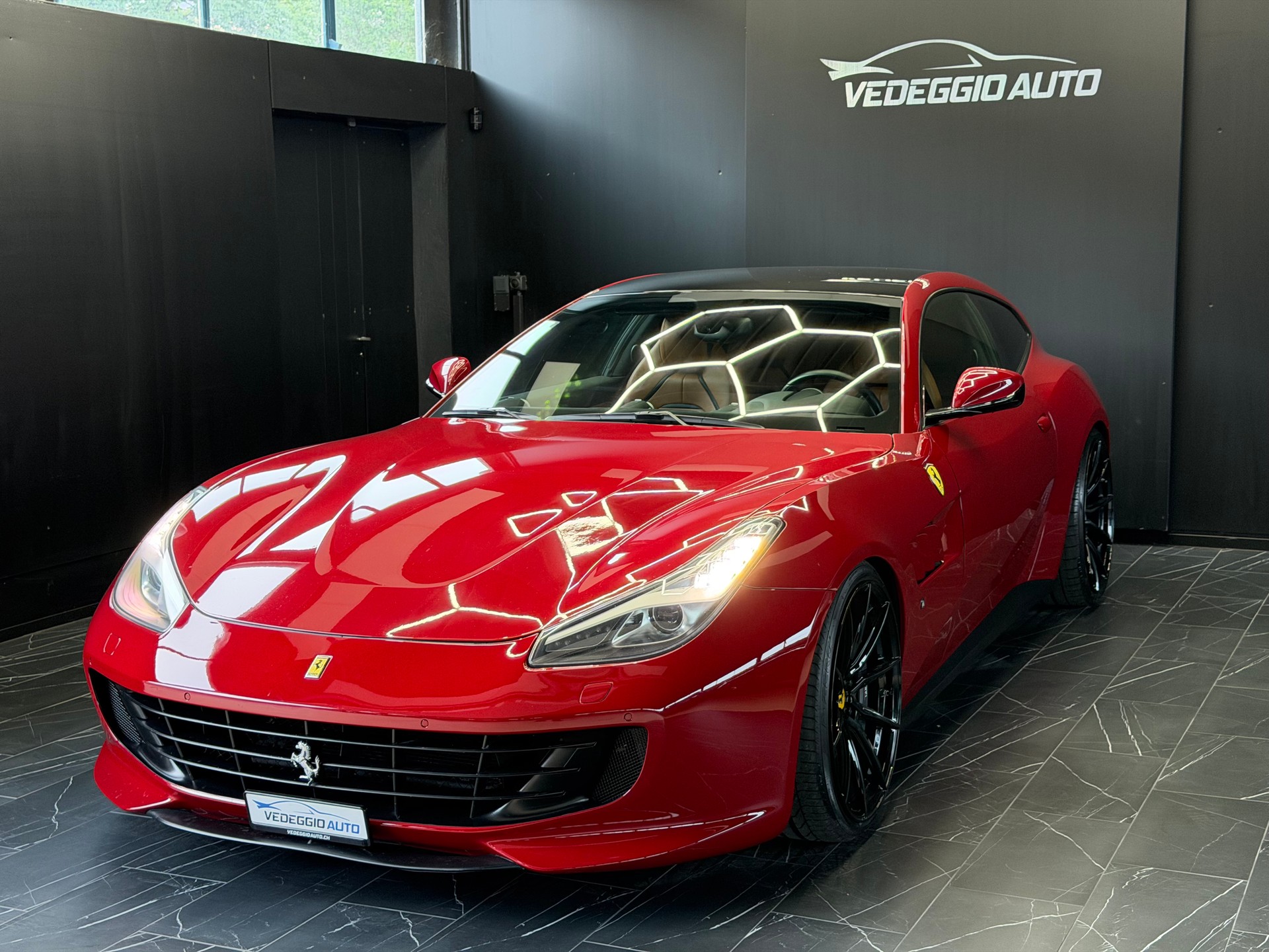 FERRARI GTC 4 Lusso-image-0