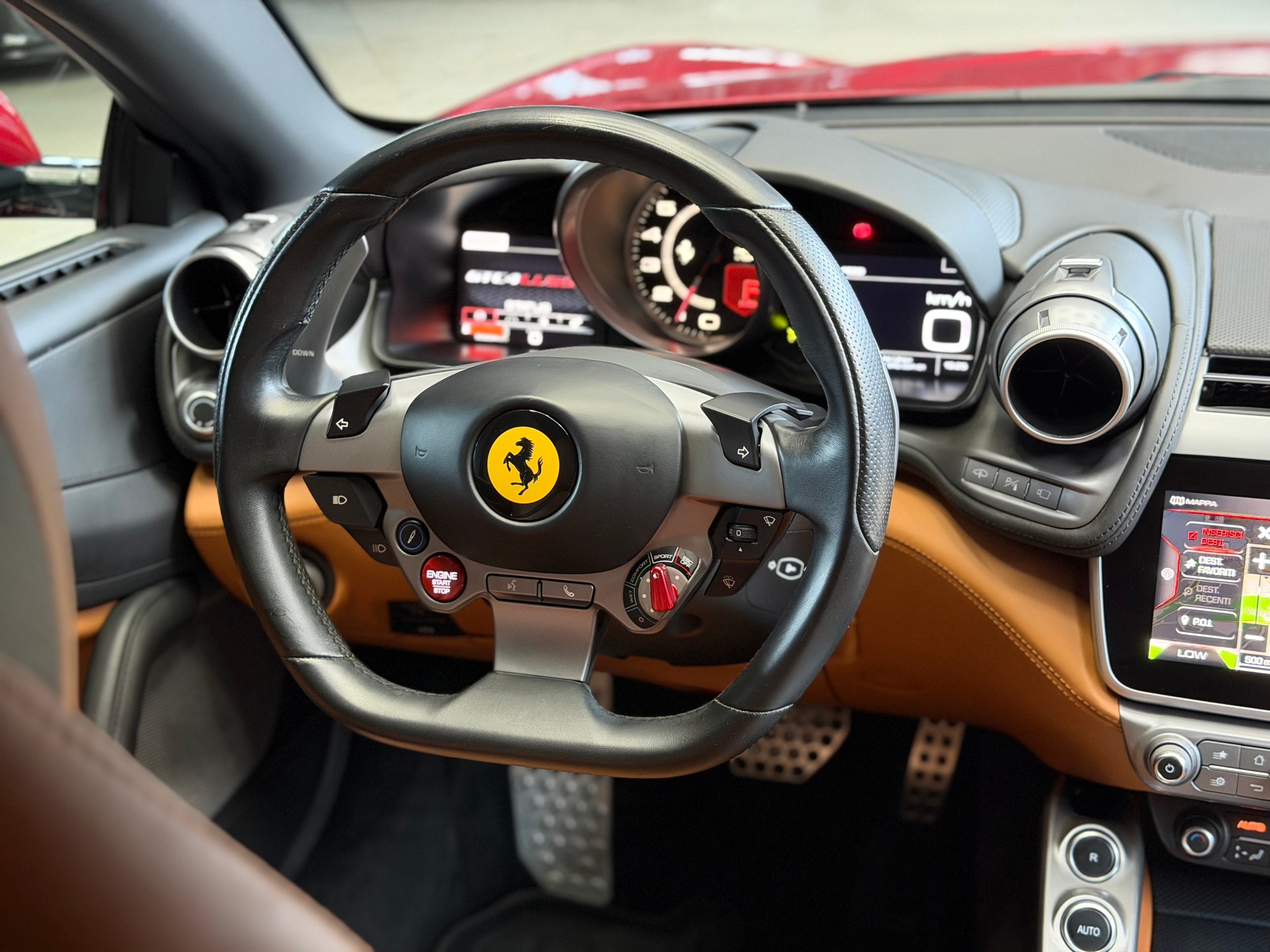 FERRARI GTC 4 Lusso-image-10